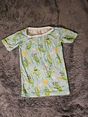 Little Sleepies Light Blue Tee with Green Pickle Print Size 3t